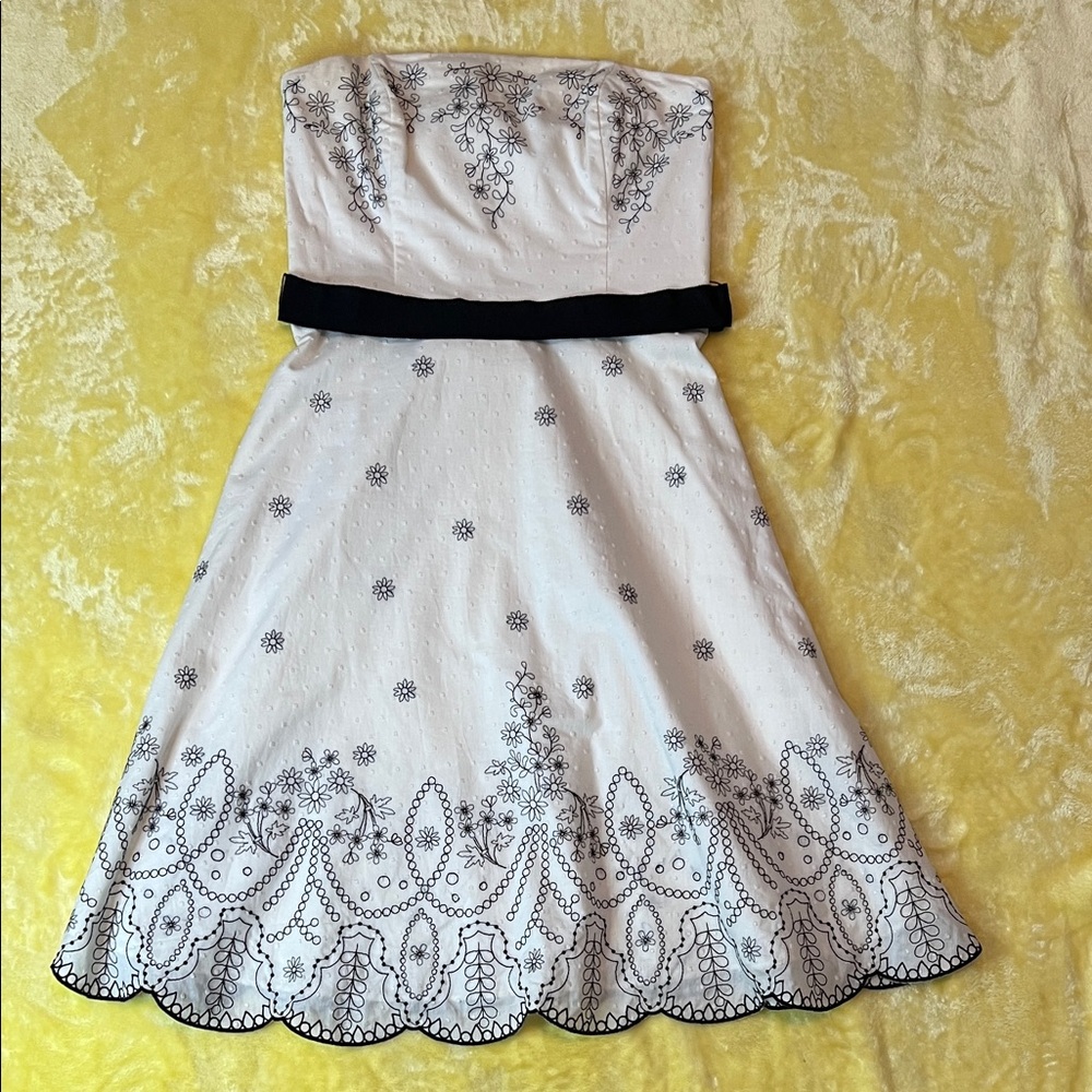 White House Black Market Strapless Dress with Black Floral Design